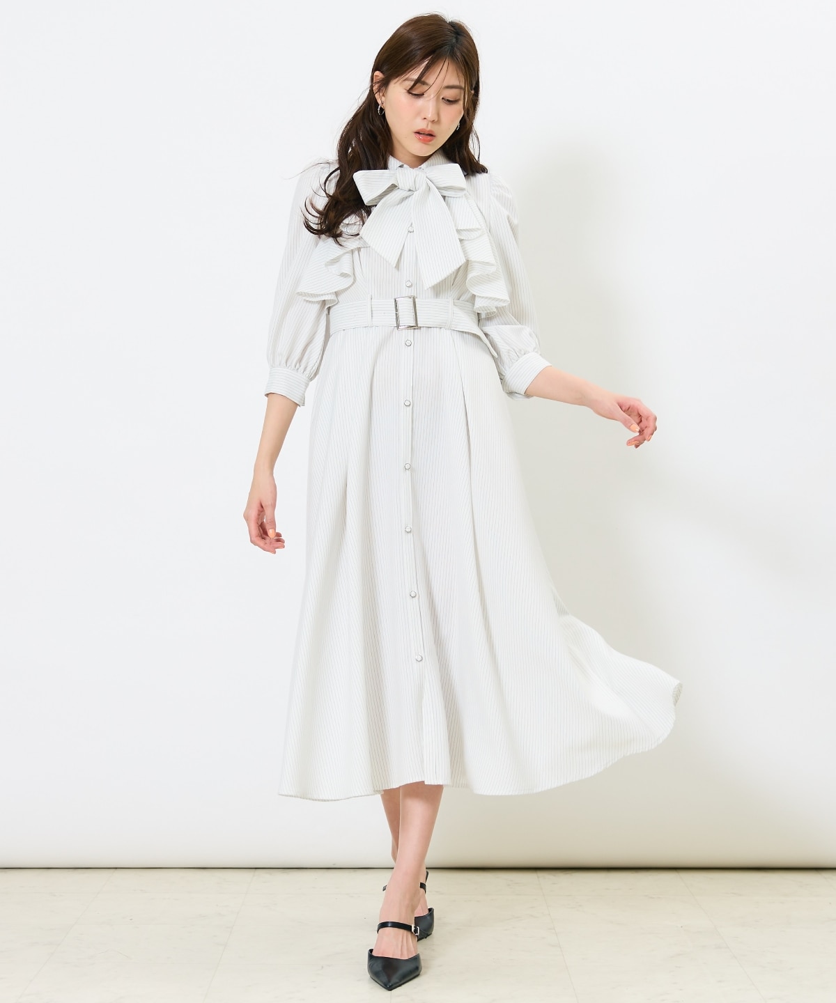 ストライプフリルケープワンピース