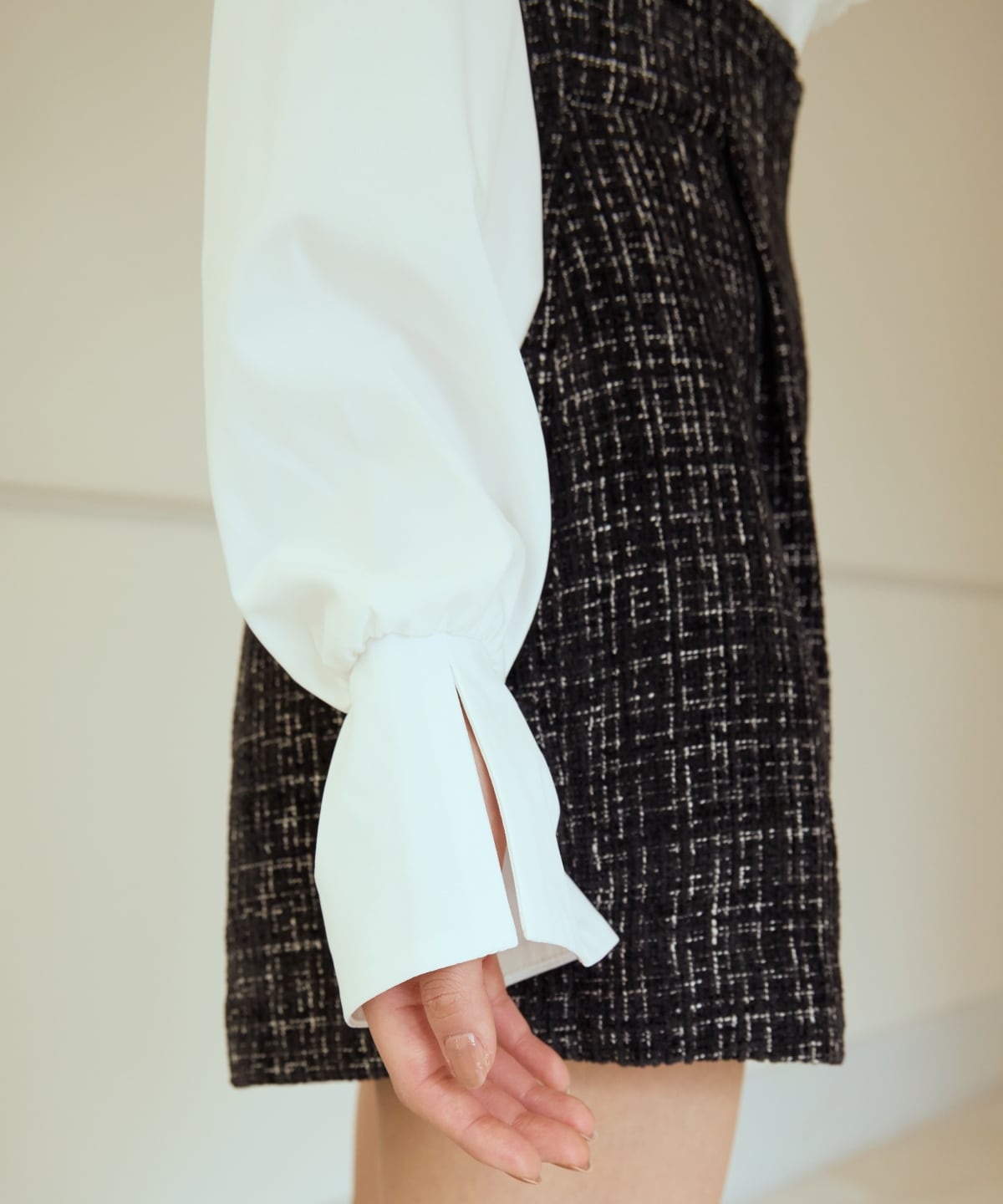 レースカラーブラウス