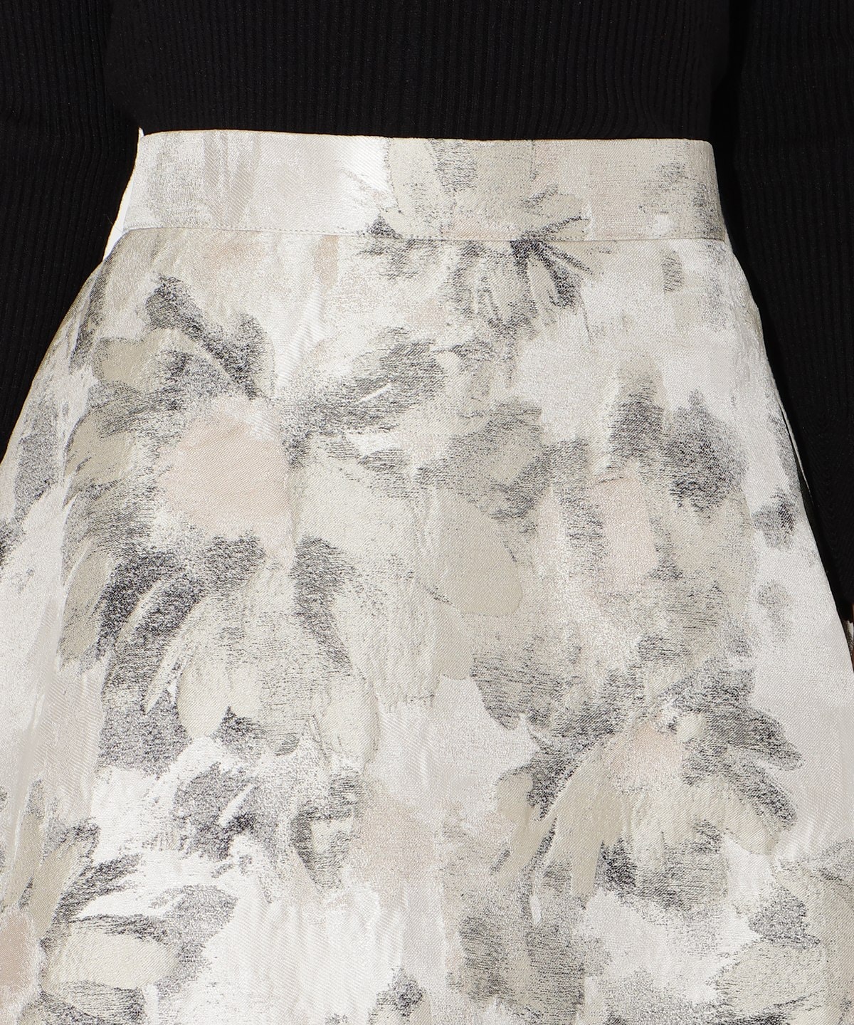 フラワージャガードフレアスカート