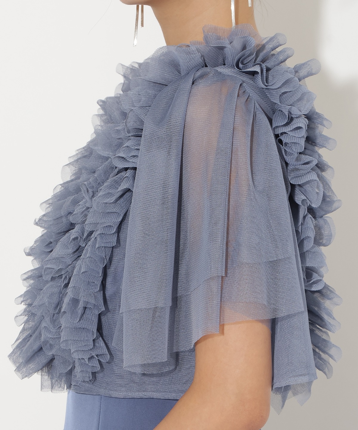 チュールフリルレイヤードドレス