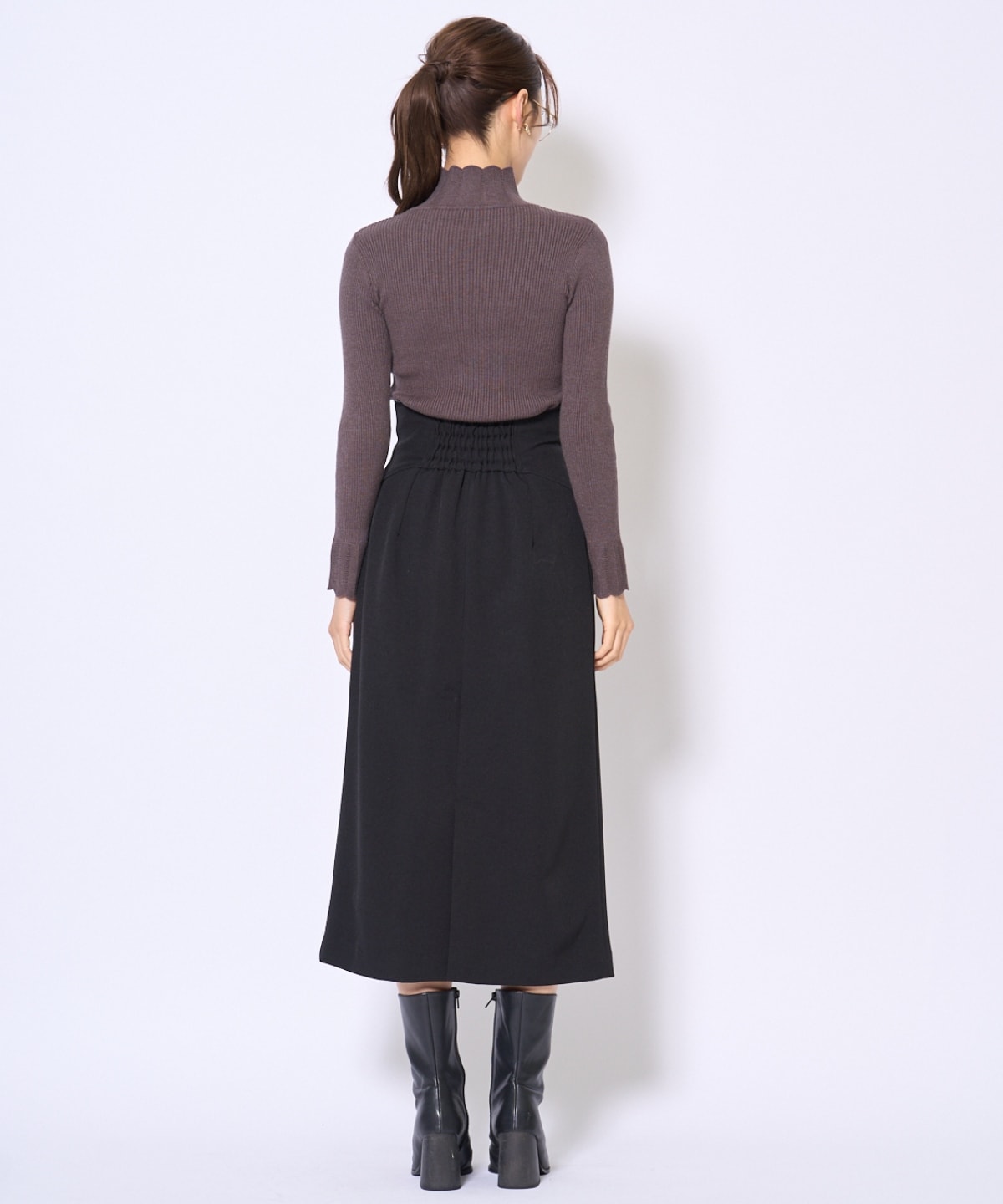 スカラハイネックニットプルオーバー