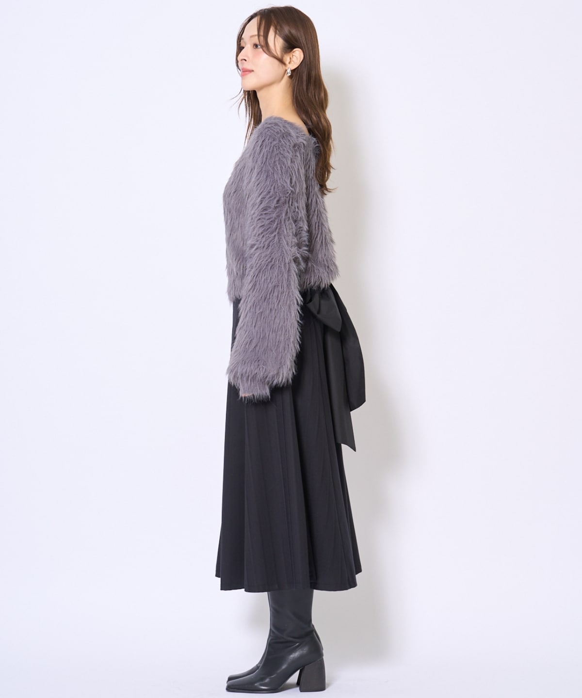 ロングフェザープルオーバー