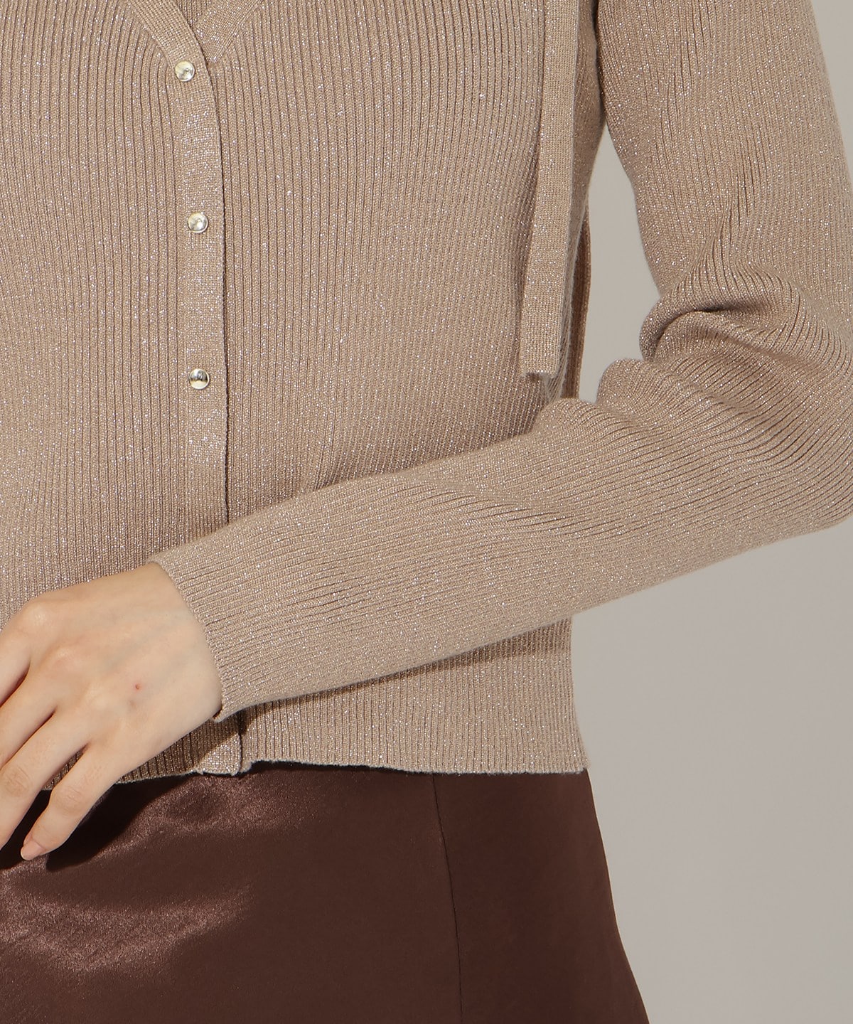 ホルタードッキングカーディガン風プルオーバー