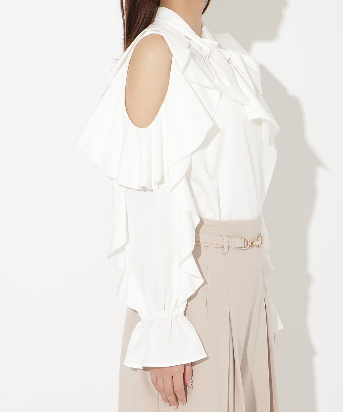 【先行予約受付中】フリルボウタイブラウス