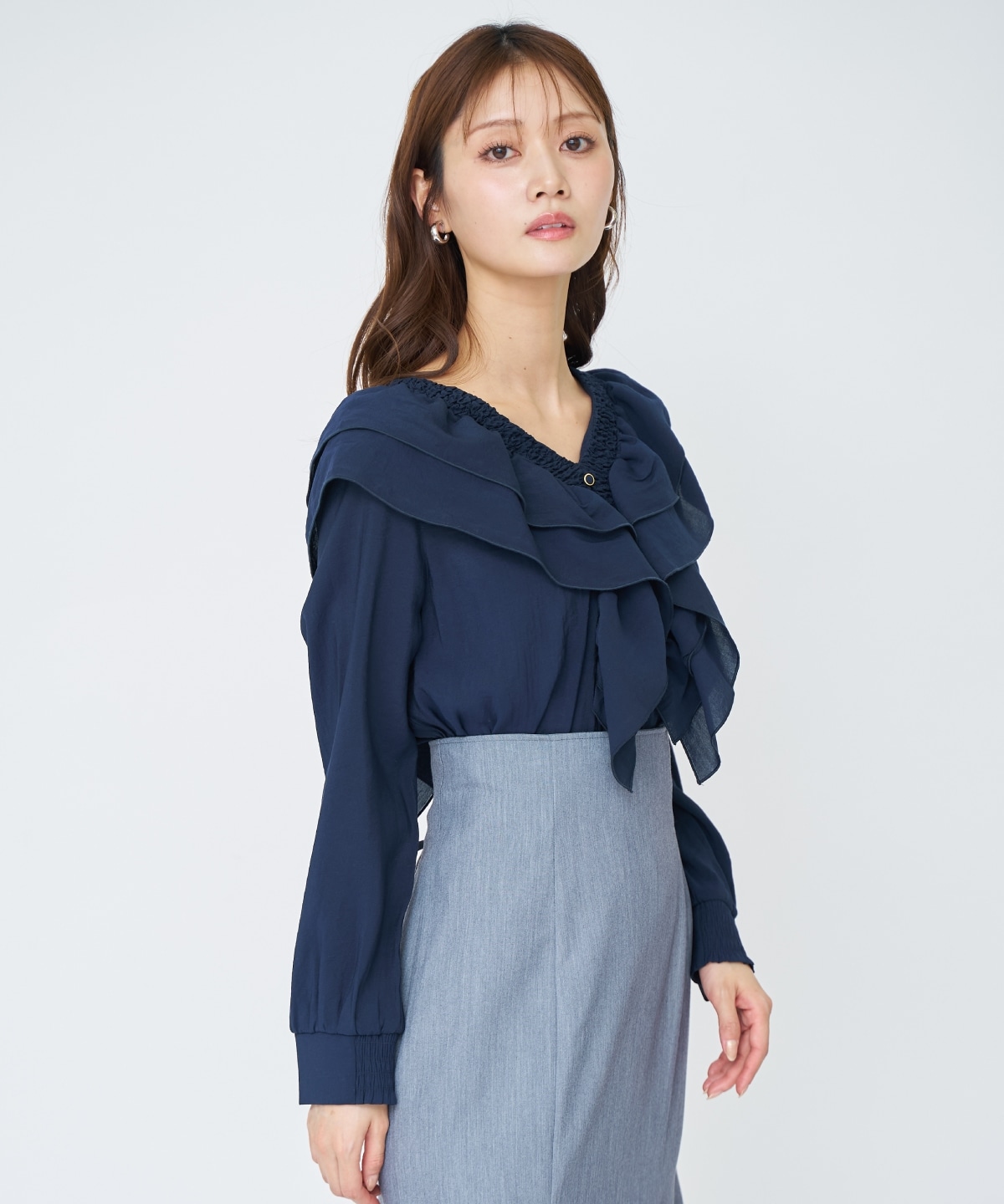 【先行予約受付中】シャーリングフリルブラウス