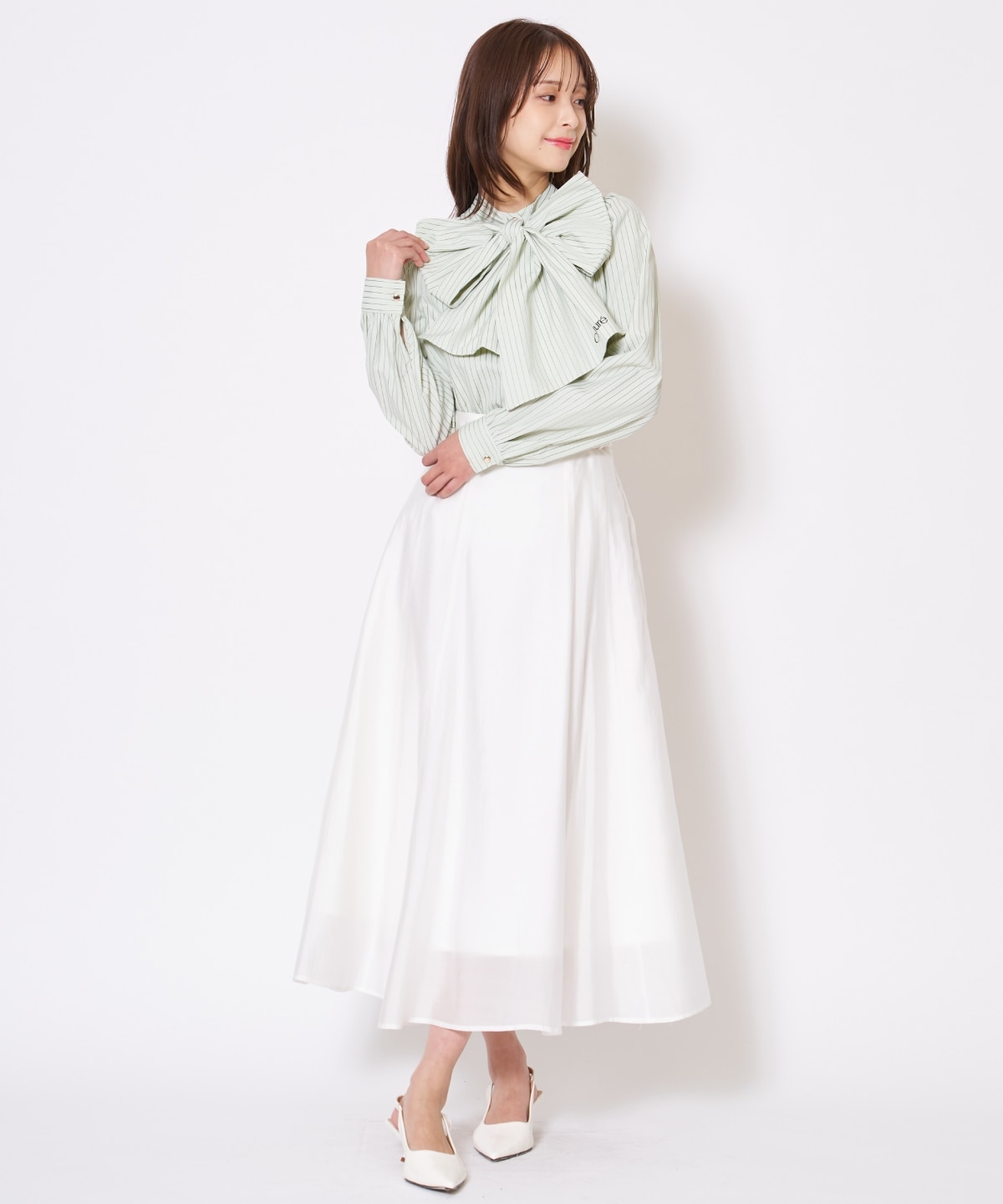 【先行予約受付中】ベルト付きシアーフレアスカート