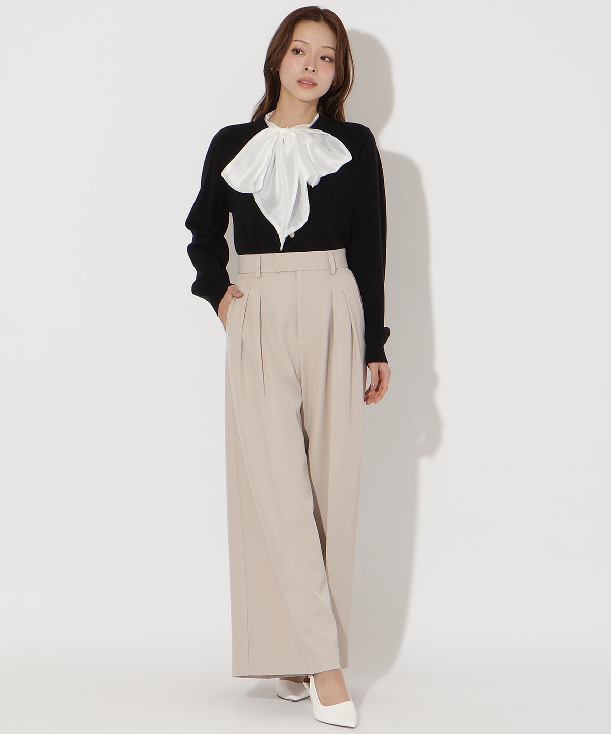 【先行予約受付中】タックワイドパンツ