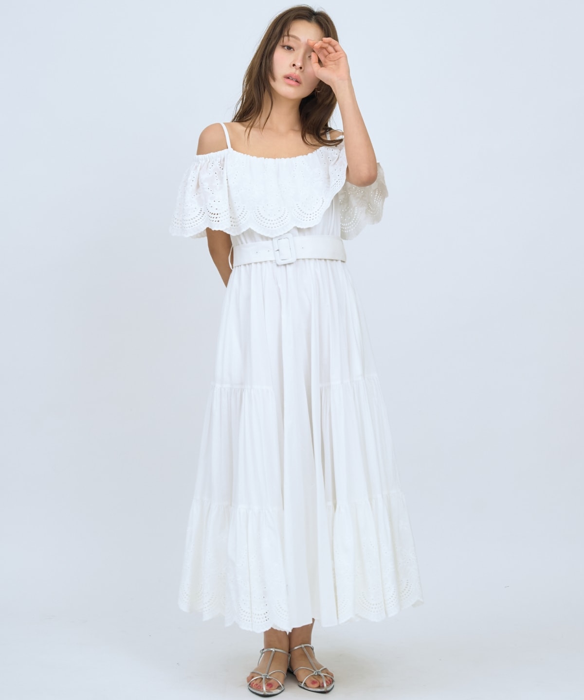 レースオフショルティアードワンピース