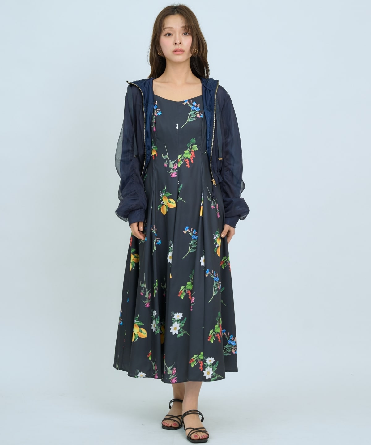 【5/14(木)一部店舗先行発売】フルーツ×フラワープリントワンピース