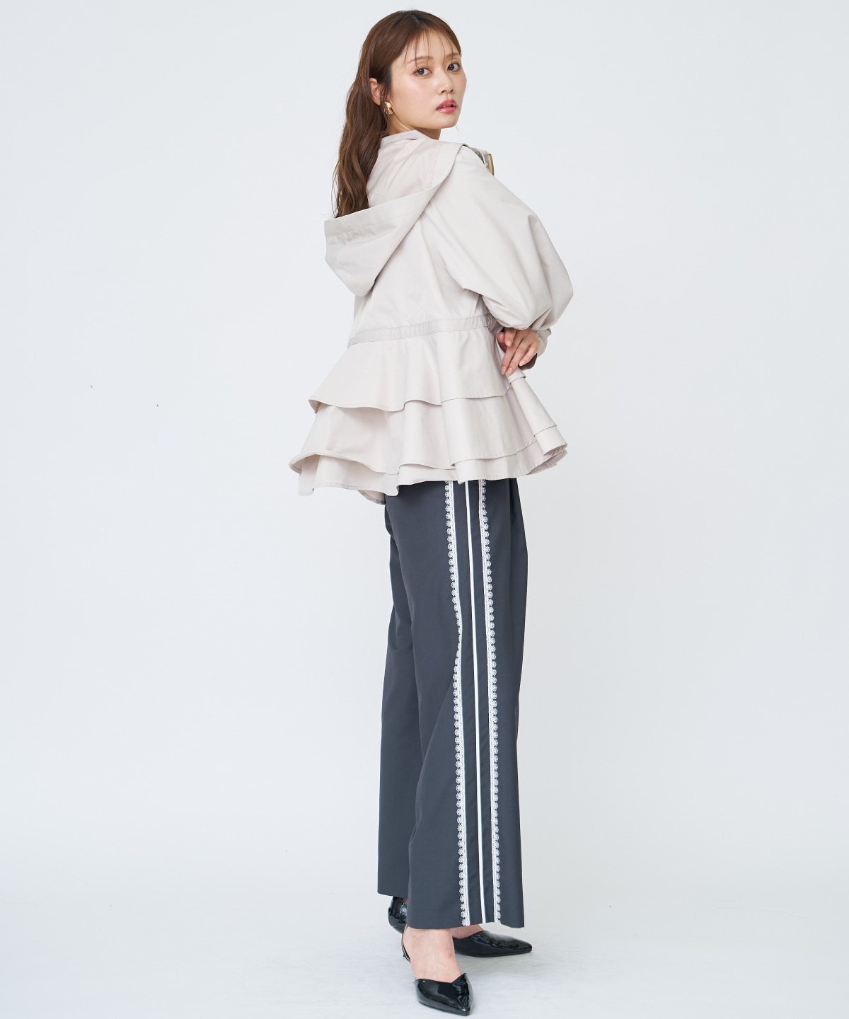 ペプラムマウンテンパーカー