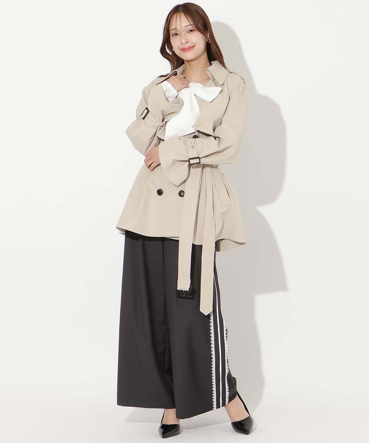 【先行予約受付中】ミドル丈トレンチコート