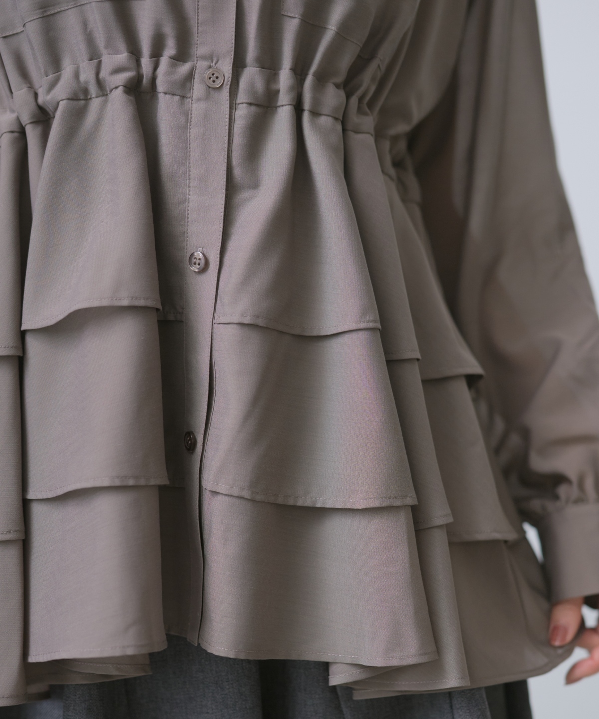 ウエストドロストペプラムシャツ