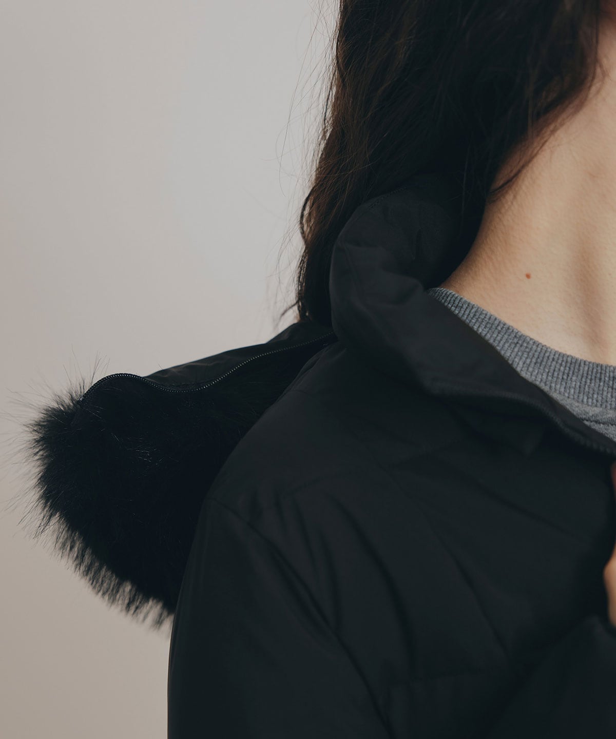 ベルトデザインキルティングファイバーダウンジャケット