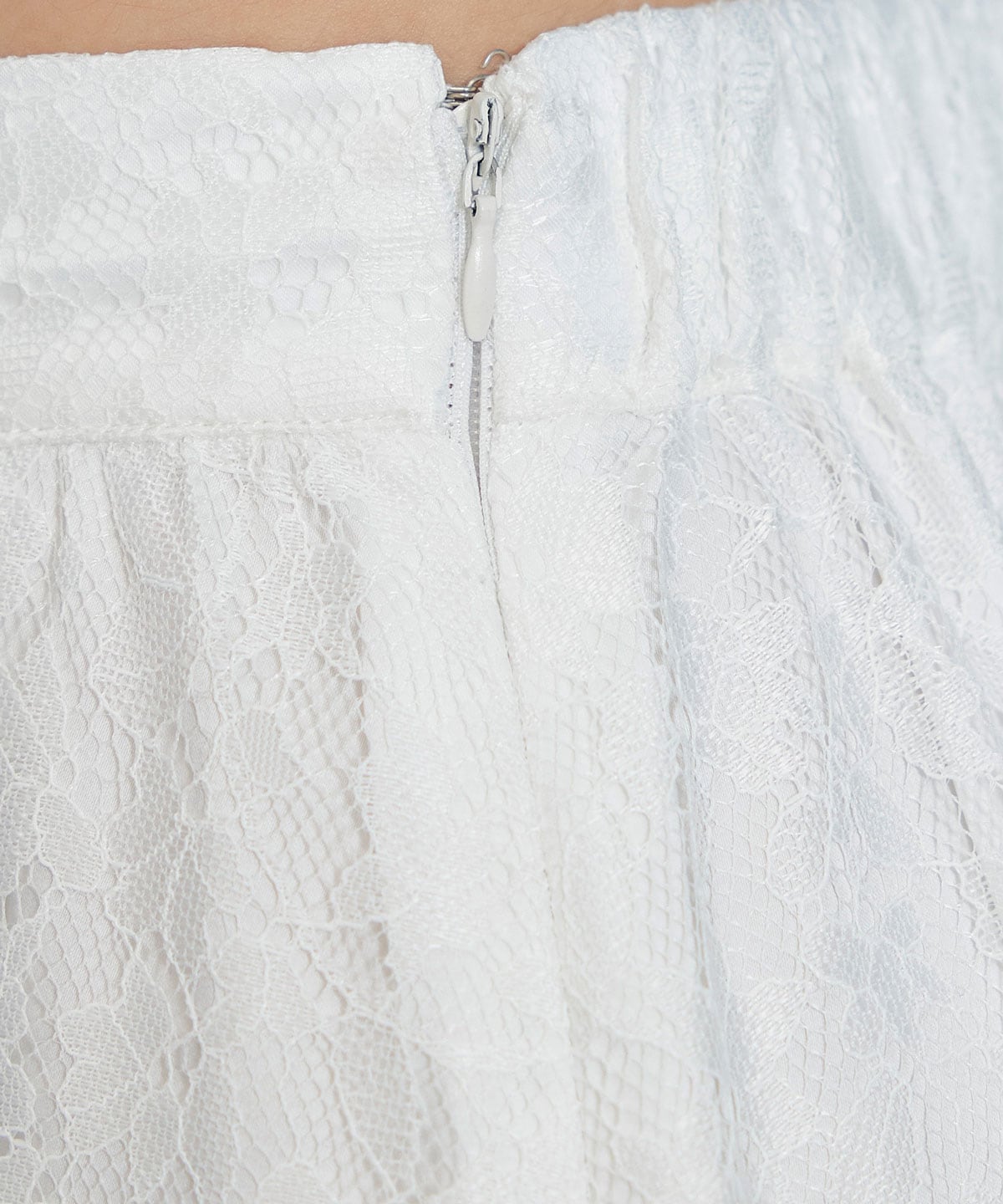 スリットレースフレアロングスカート