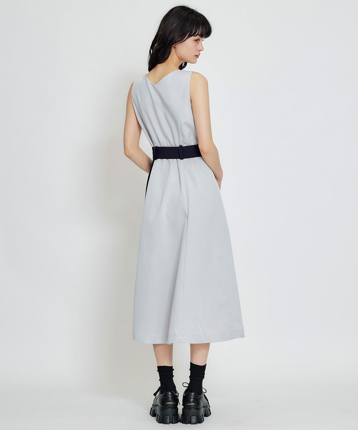 トレンチディティールショートシャツジャケット×バイカラープリーツフレアロングワンピースセットアップ