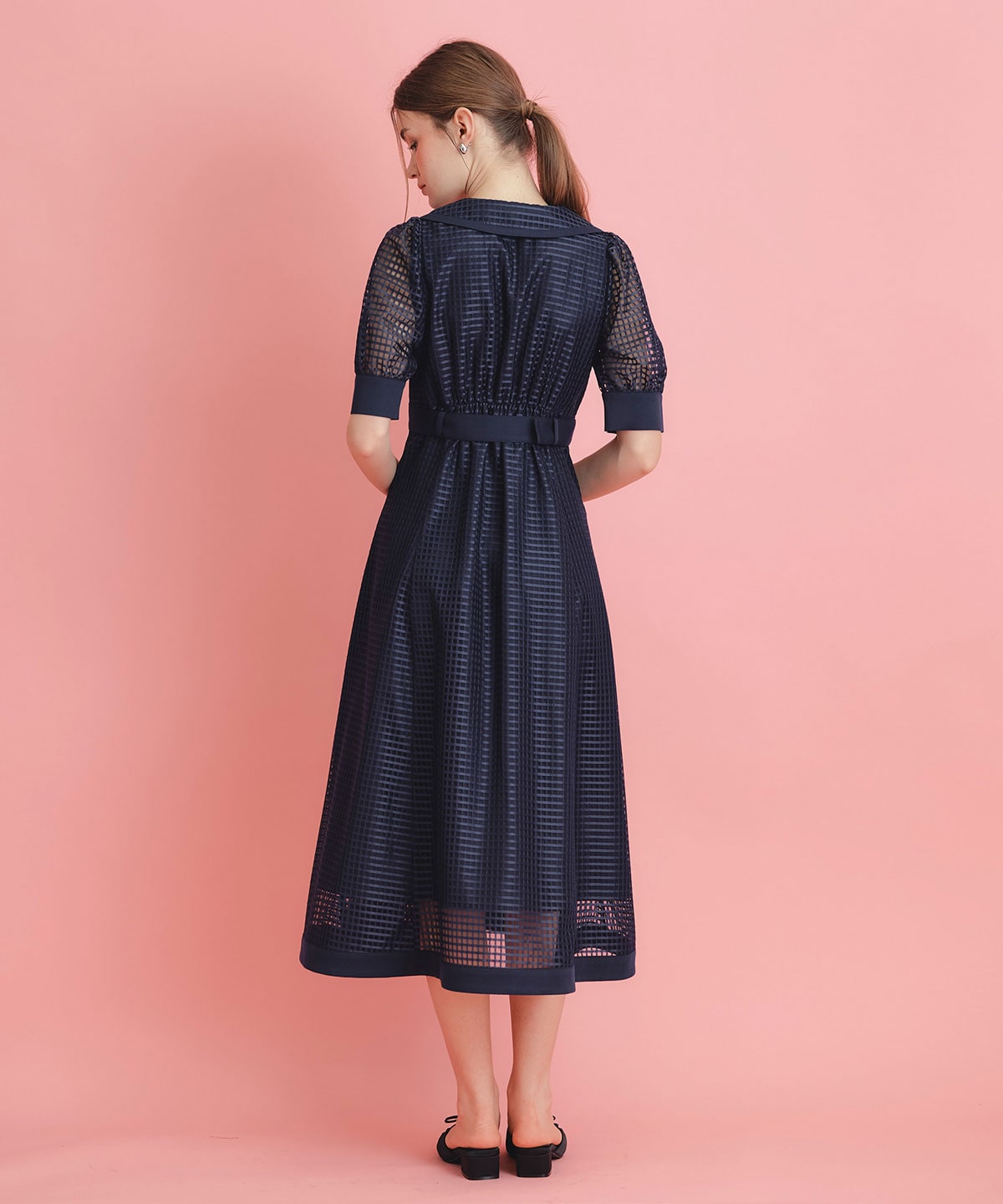 シアーチェックビッグカラーフレアロングワンピース