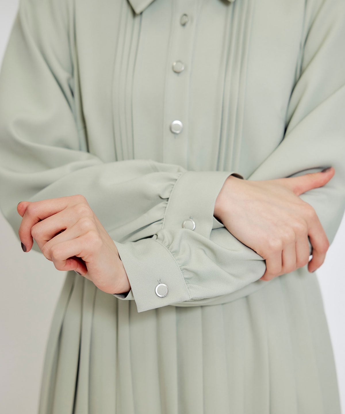 リボンタイプリーツロングシャツワンピース