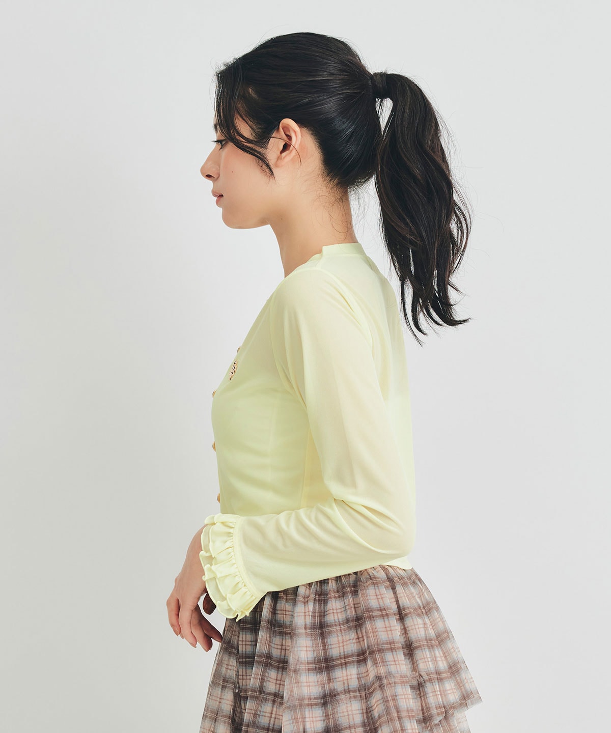 ロゴプレートフリルシアーカーディガン