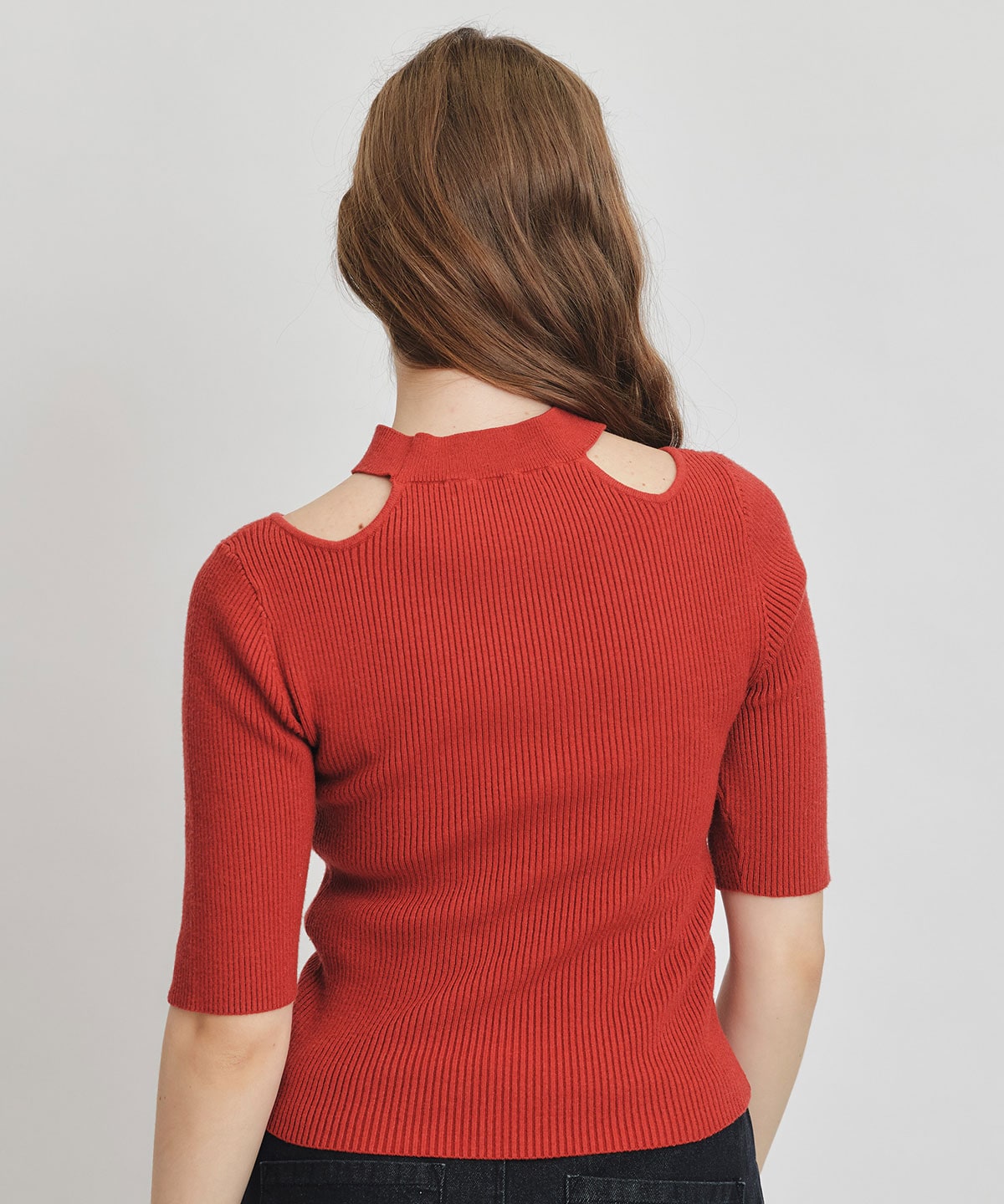 カットアウトハーフスリーブニットプルオーバー