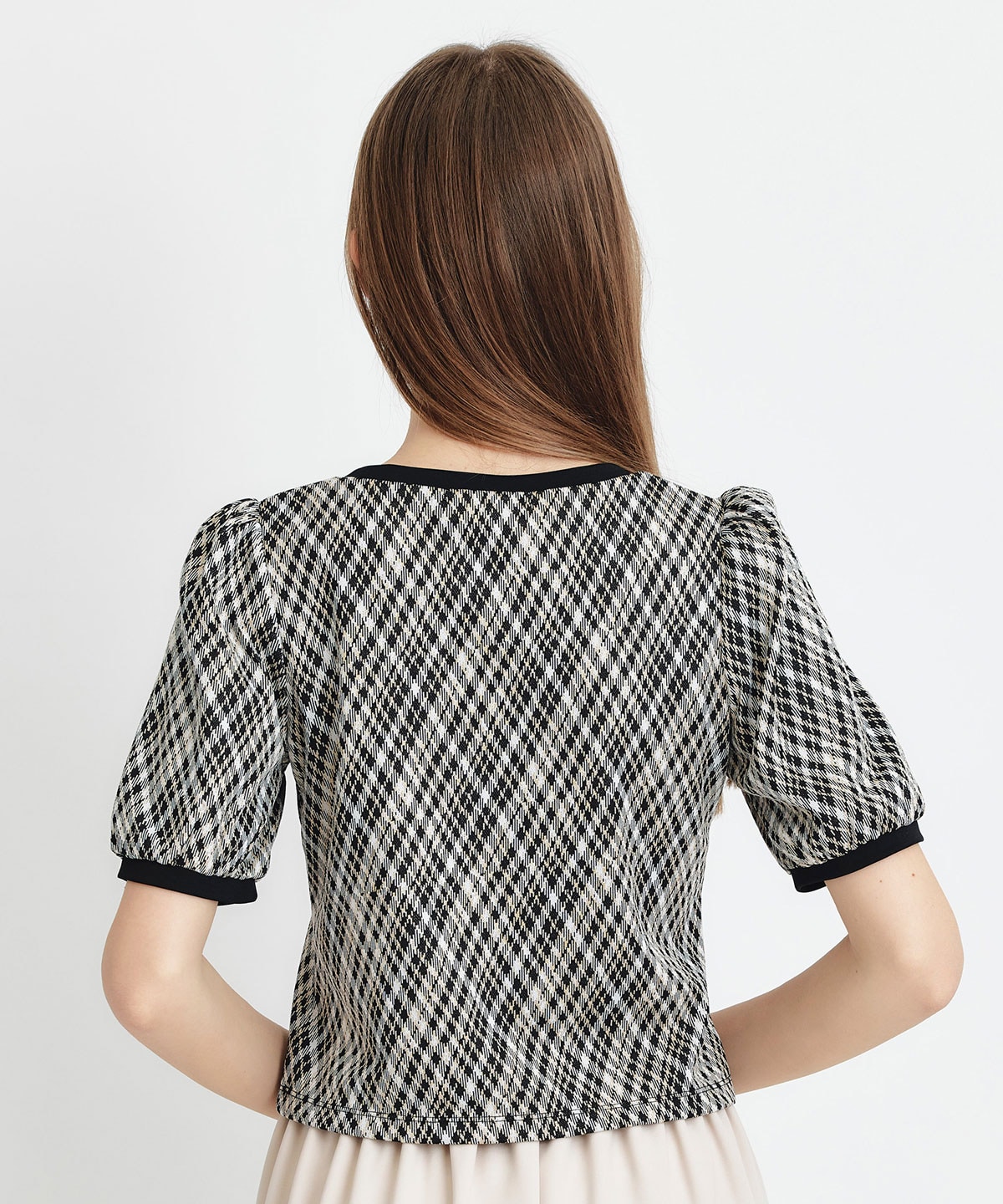 ジャガードカットロゴプルオーバー