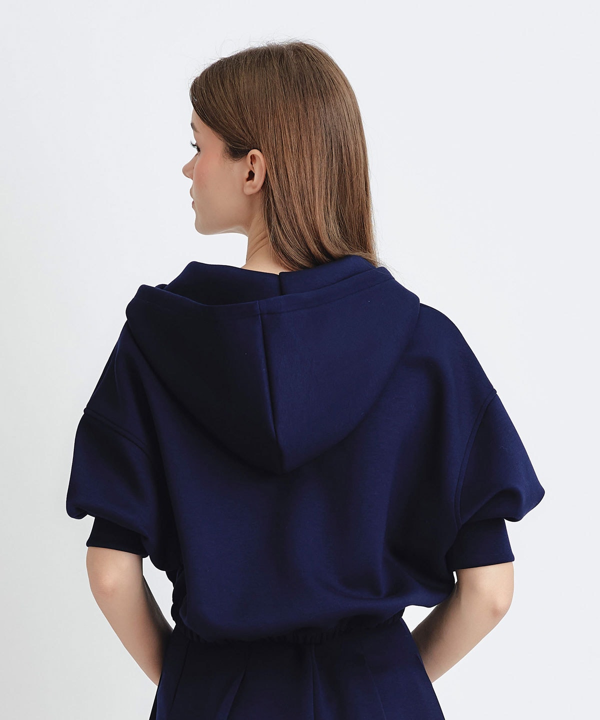 ダンボールZIPショートパーカー