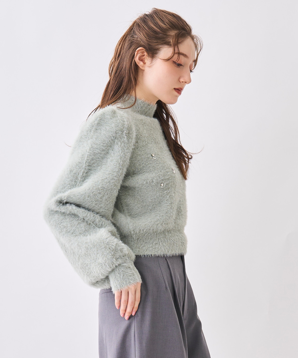 【NEW YEAR SPECIAL ITEM】ビジューハイネックシャギーニット