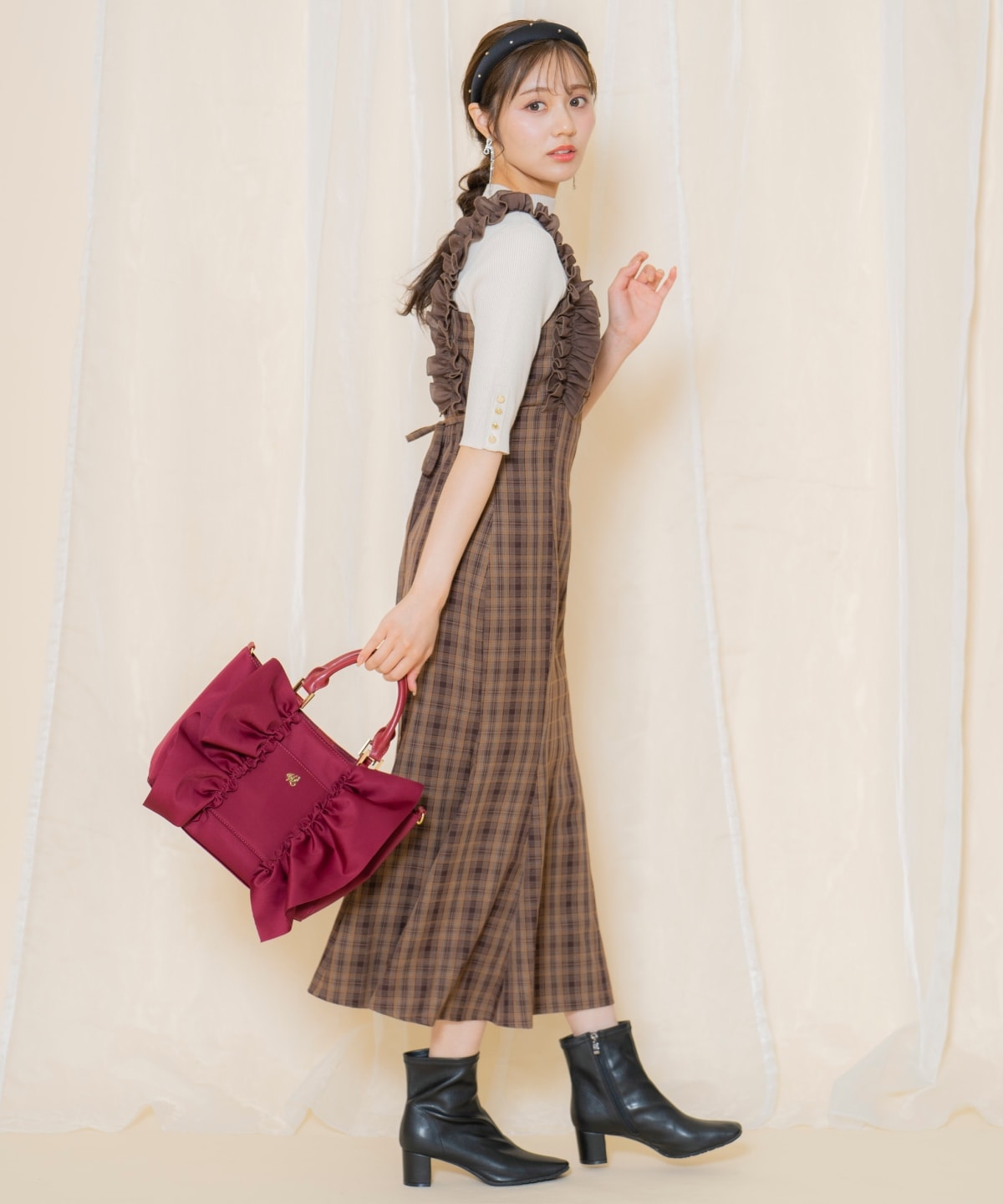 ネオプレンフリルバッグ