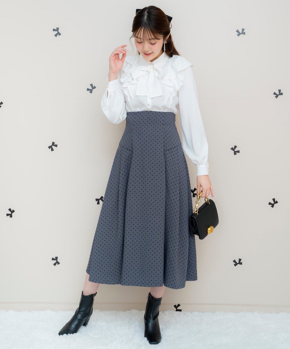 ダブルフリルリボンタイブラウス