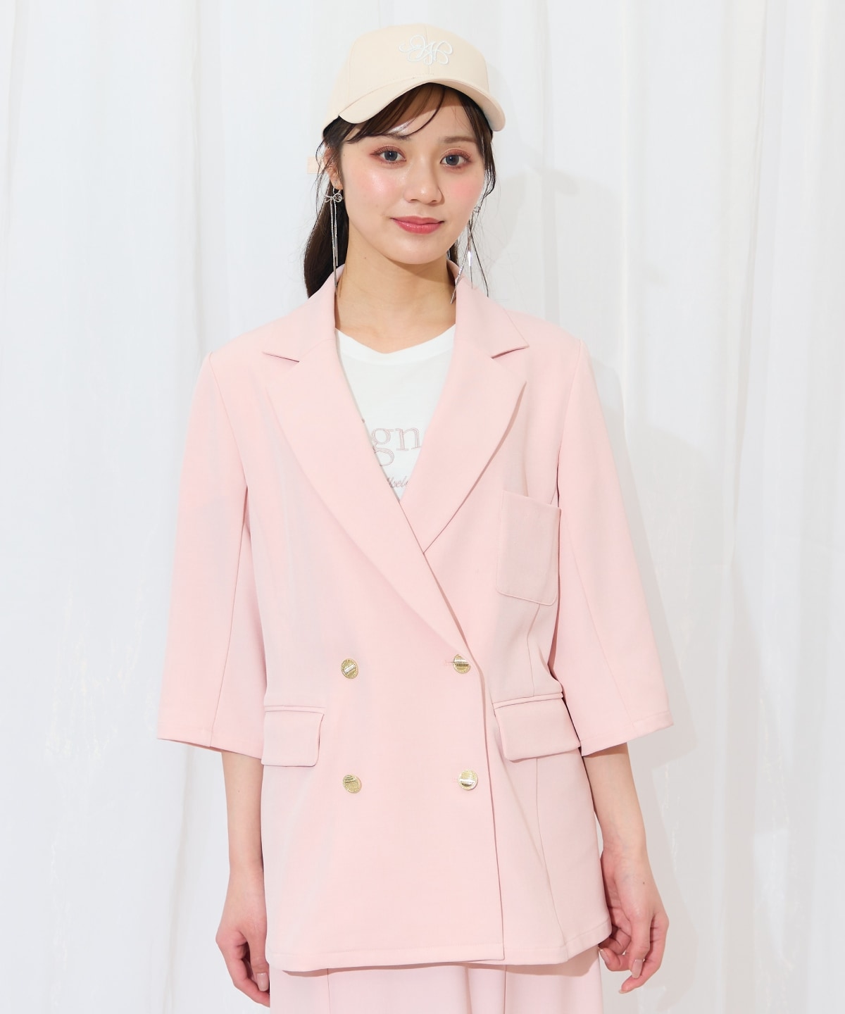 エンブレム付きテーラードジャケット