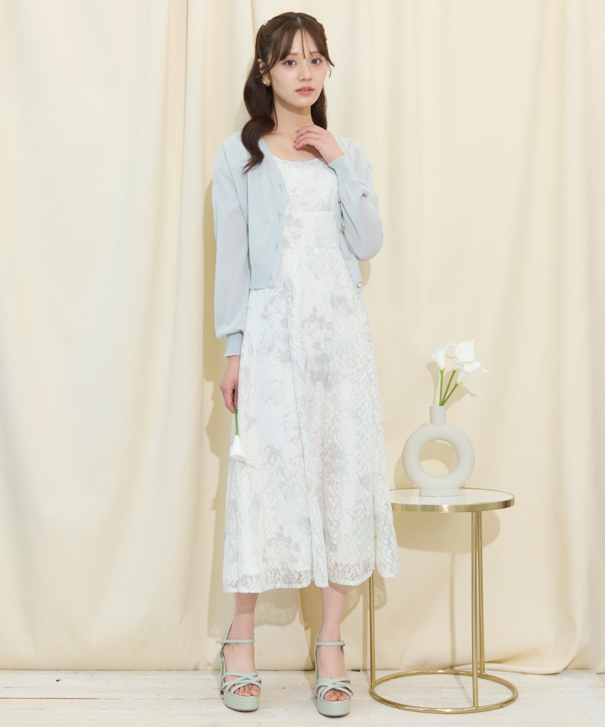 アソートボタンシアーカーディガン