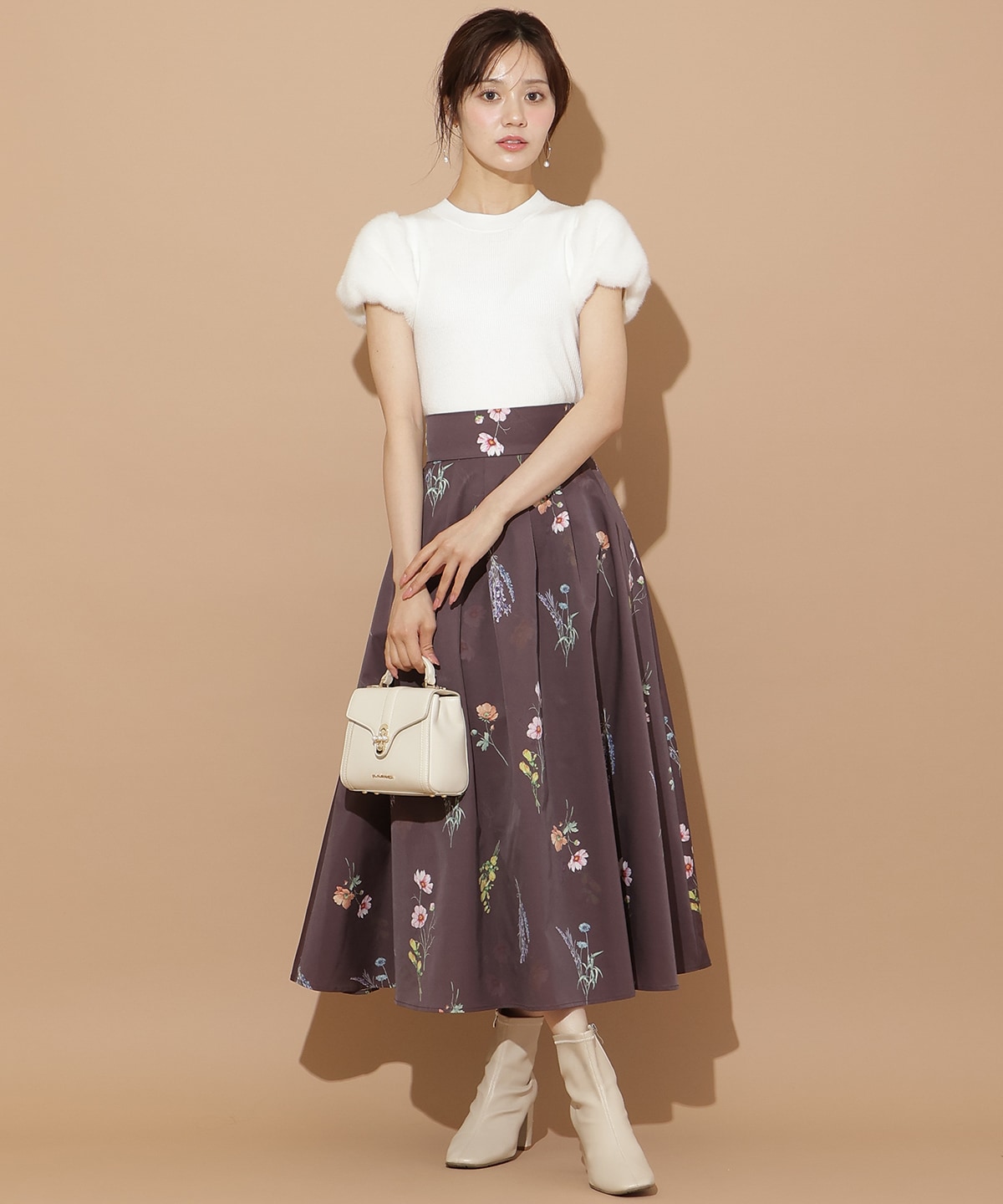 オータムボタニカルフラワータックスカート