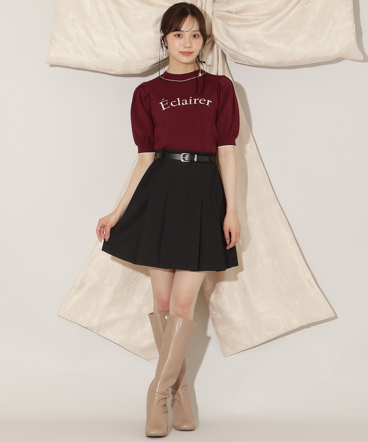 ベルト付きプリーツミニスカート