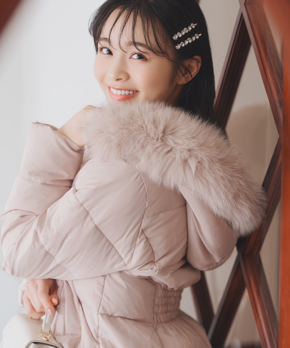 フードファーペプラムショートダウン