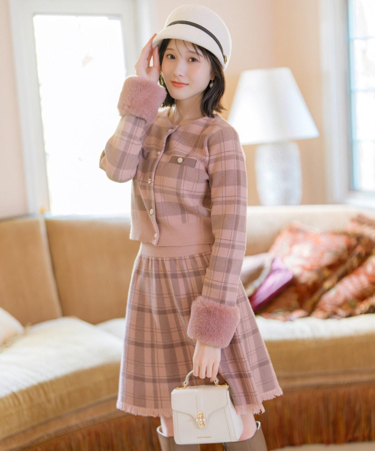 【新色追加】チェック柄ファーカフスカーディガン