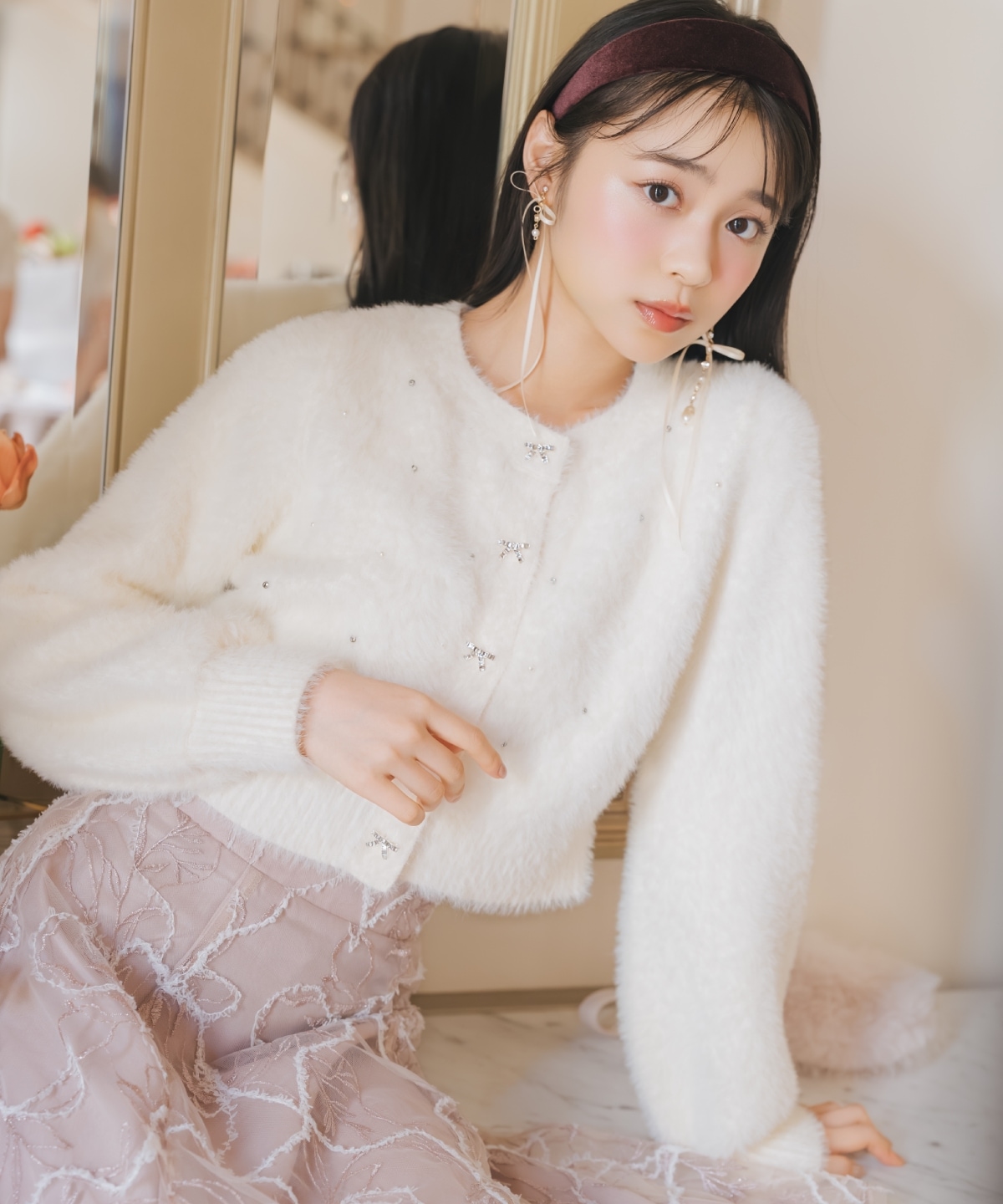 パール＆ビジューフェザーカーディガン