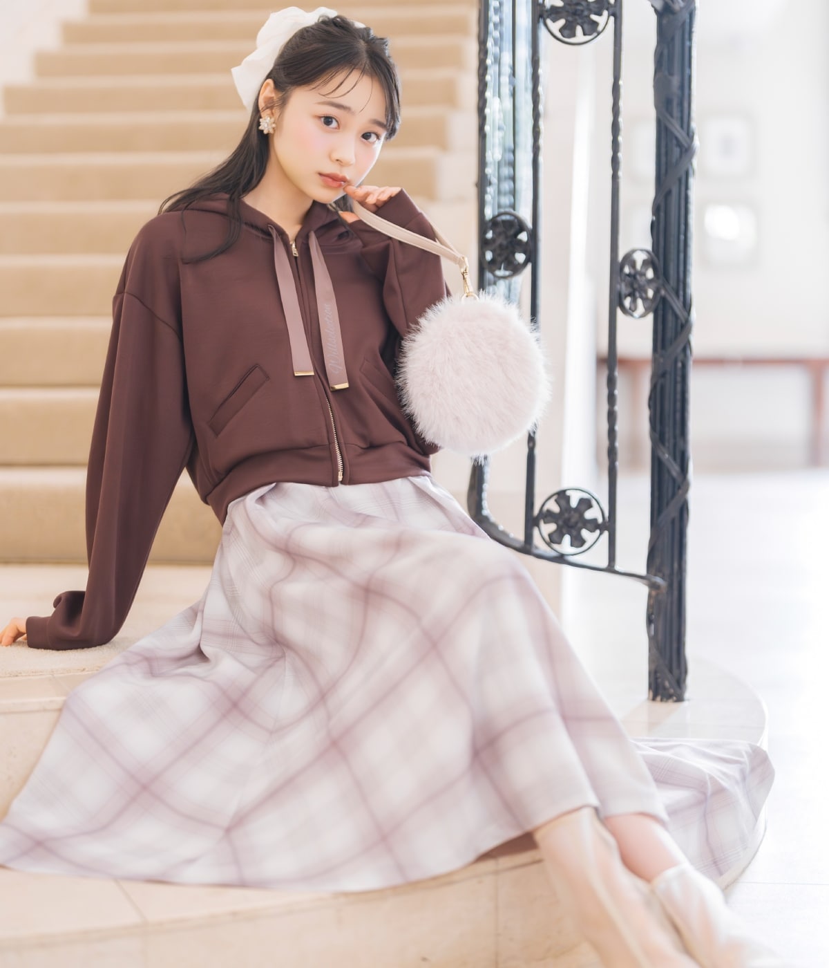 ロゴテープパーカー