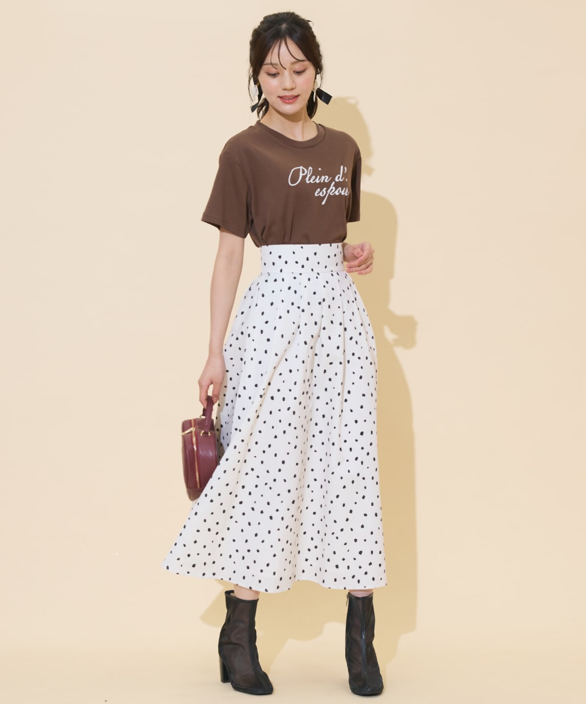 ドロップショルダーロゴTシャツ