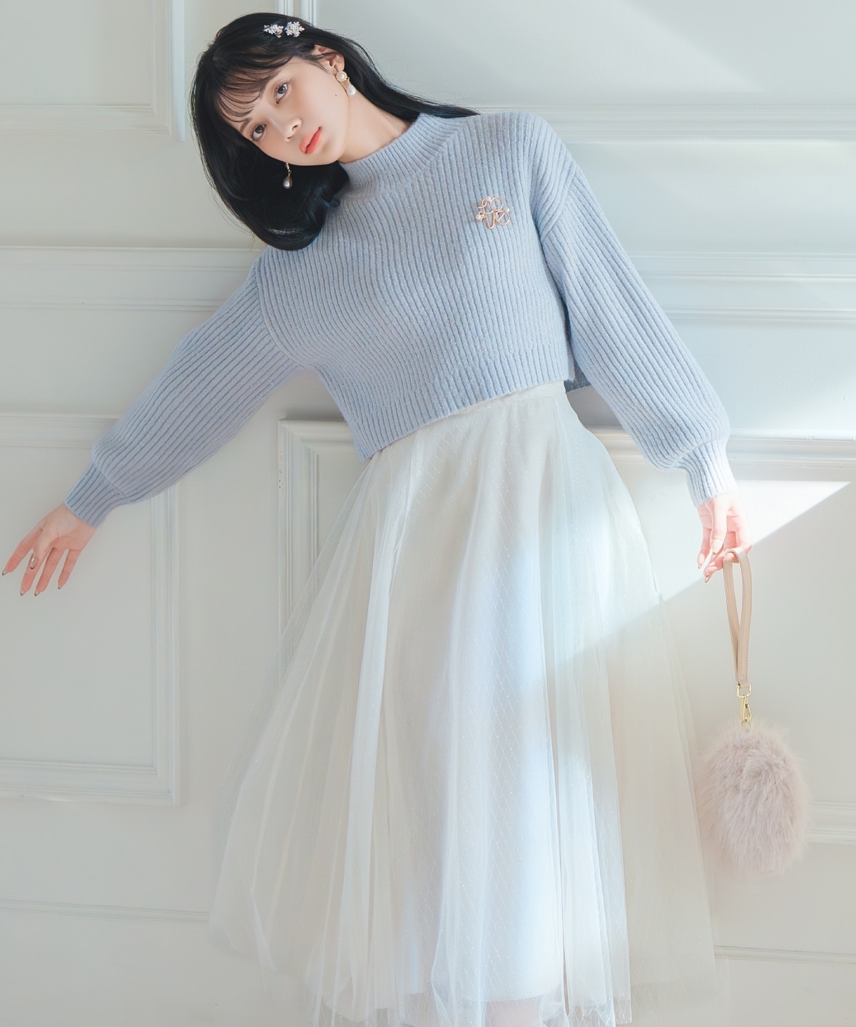 【12/5(fri)10時発売】ブローチ付きクロップドラメニット