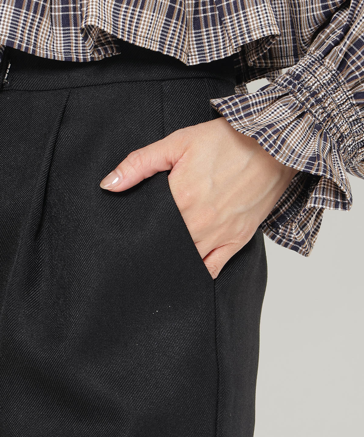 コンパクトショートパンツ