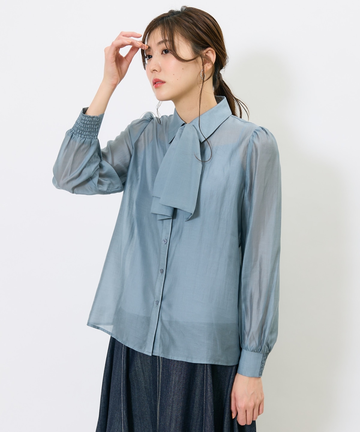 リボンタイ付きオーガンジーシャツ