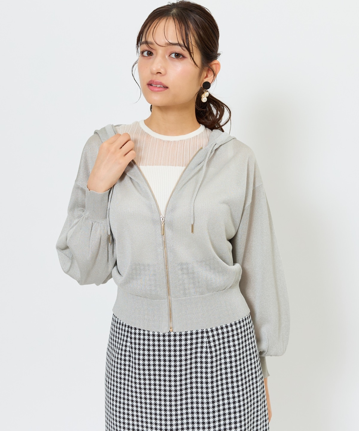 コンパクトシアーフーディー