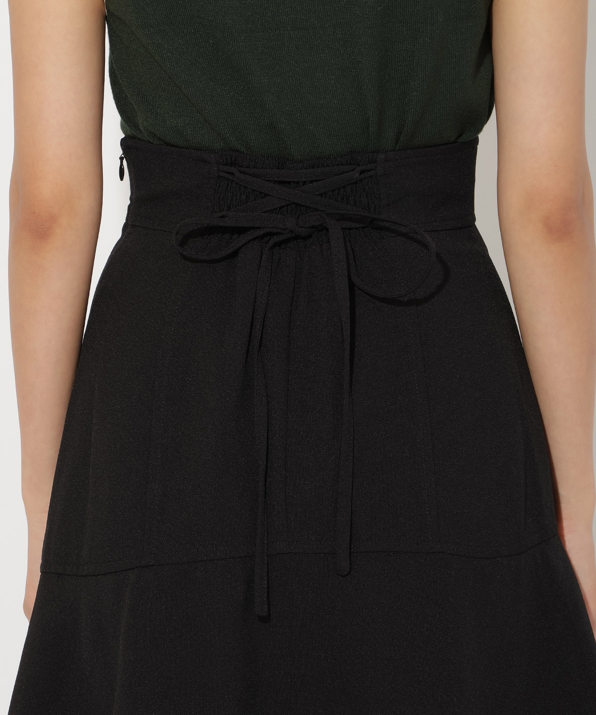 インナーミニティアードスカート