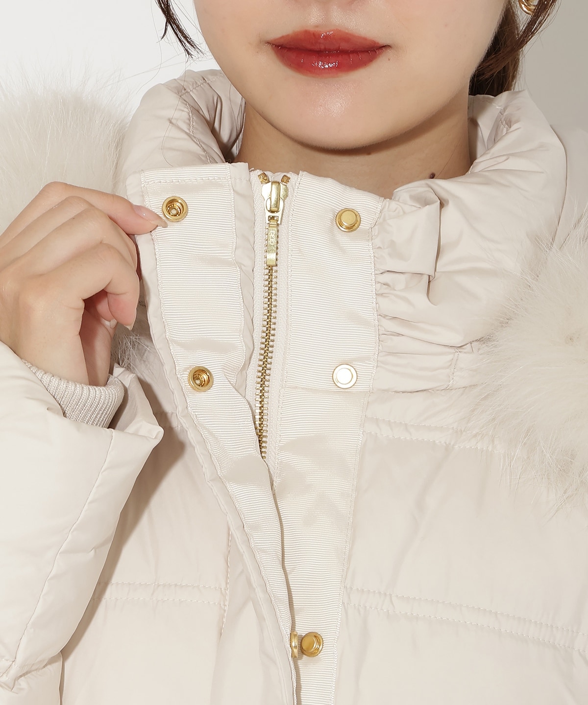 FOXファー付きミドルロングダウン