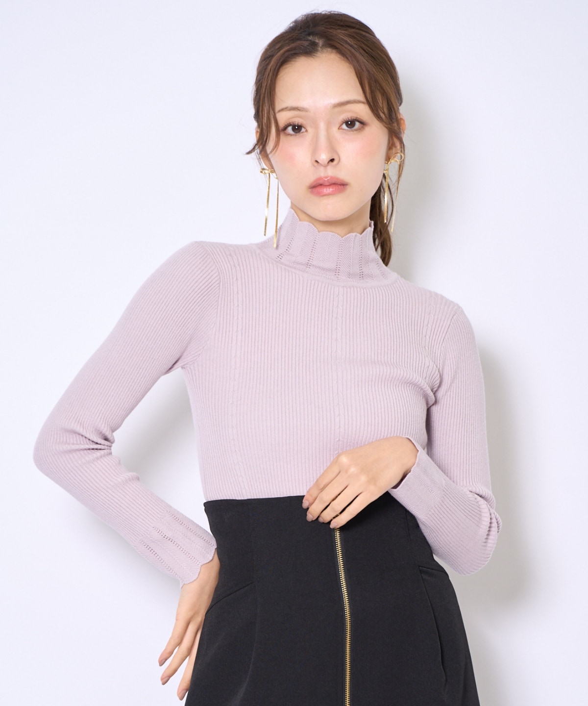 スカラハイネックニットプルオーバー