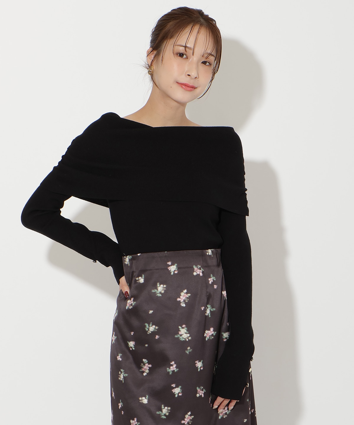 【先行予約受付中】オフショルプルオーバー