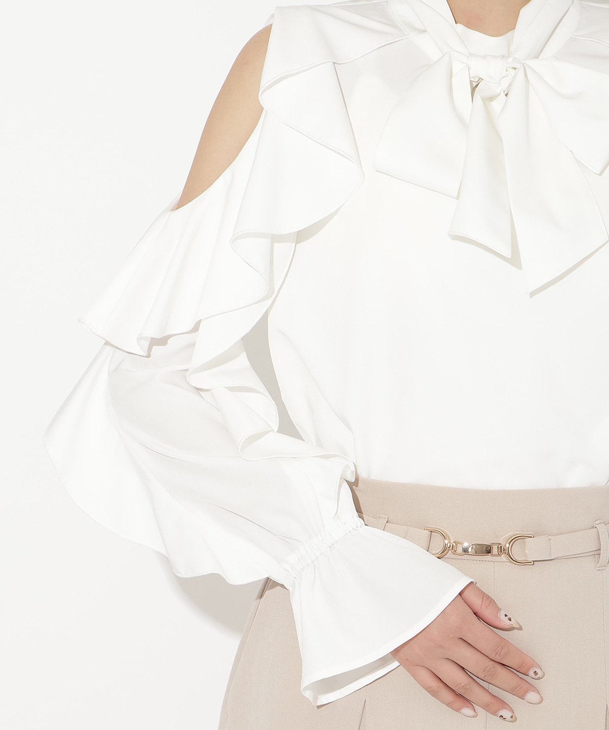 【先行予約受付中】フリルボウタイブラウス