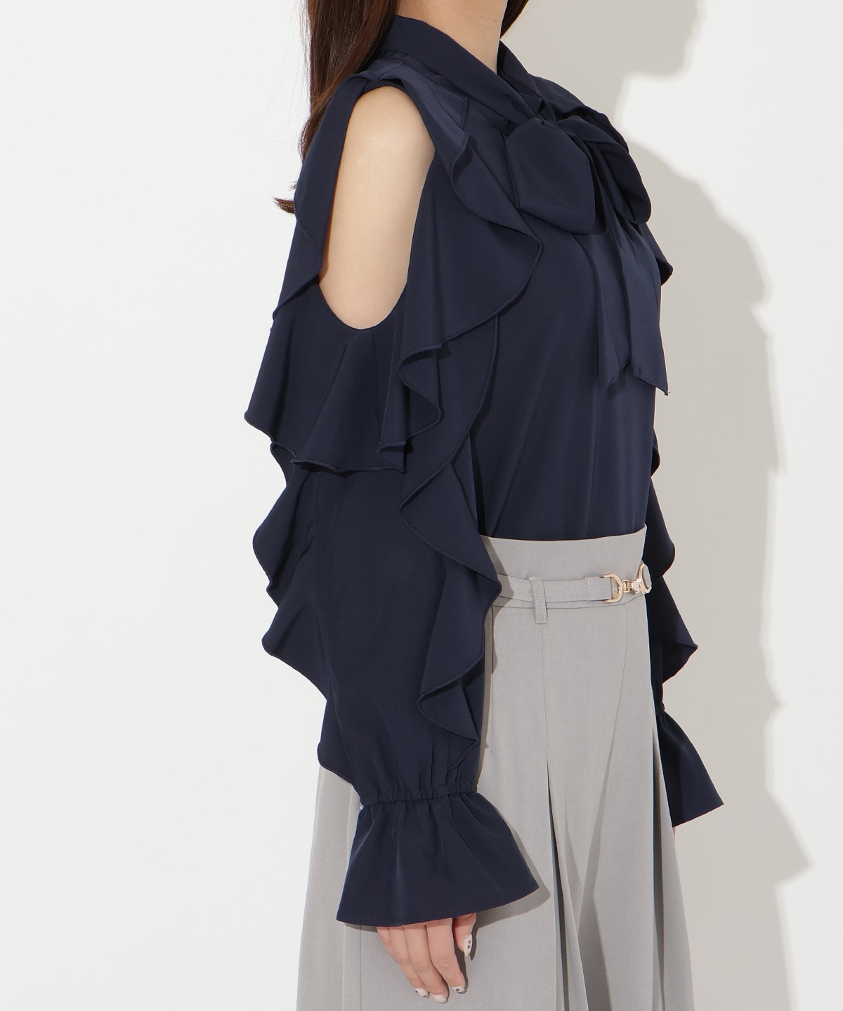 【先行予約受付中】フリルボウタイブラウス