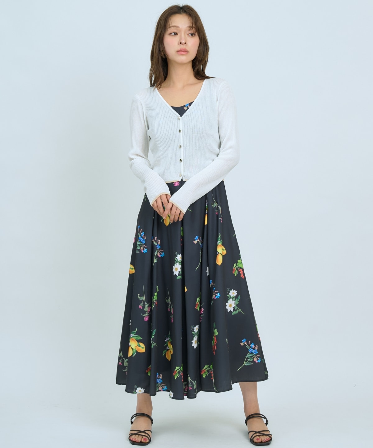 【5/14(木)一部店舗先行発売】フルーツ×フラワープリントワンピース