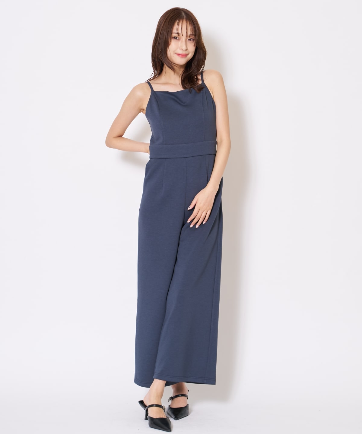 刺繍パーカー×オールインワン