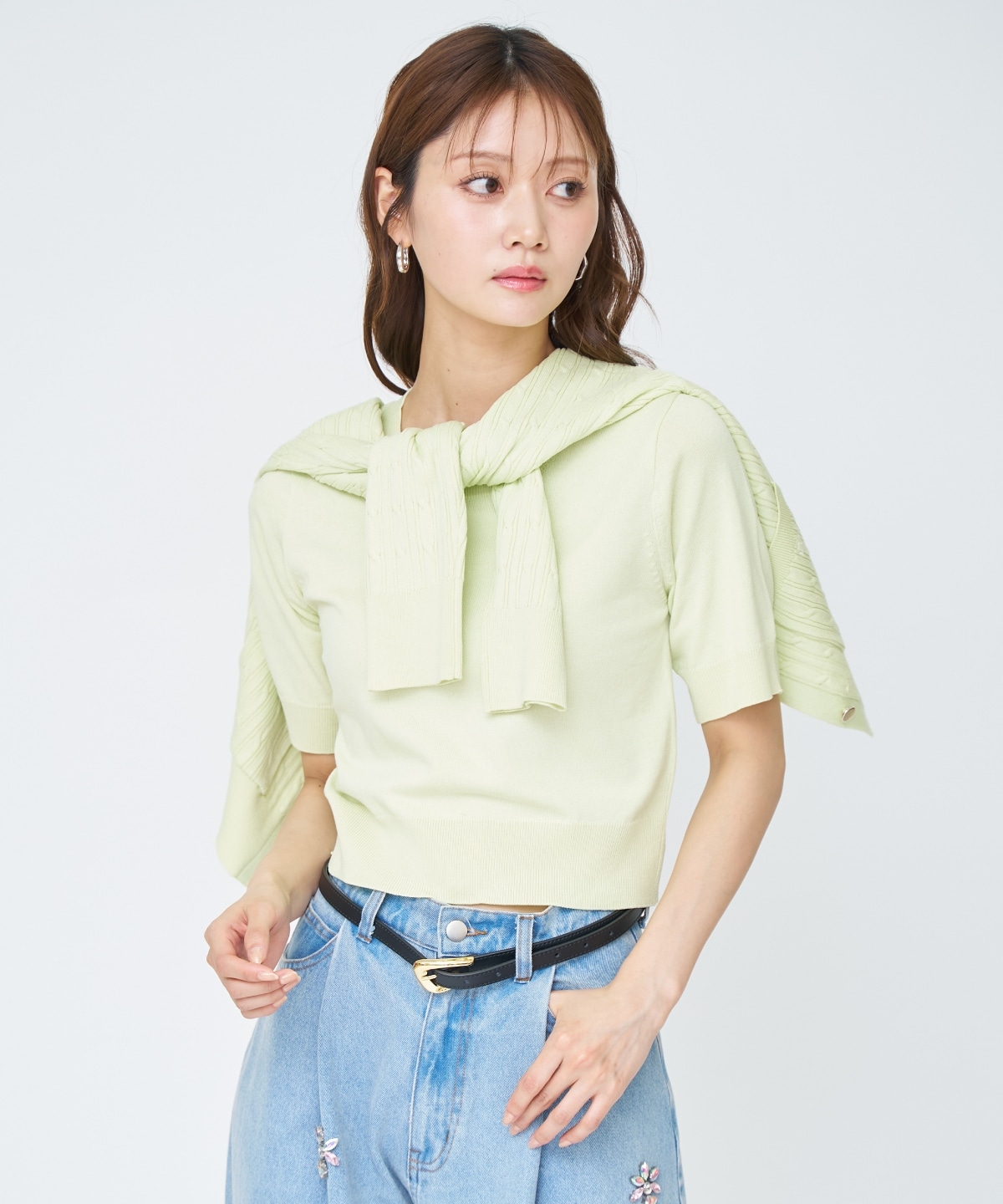 ケーブル編みカーディガンアンサンブル